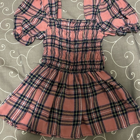 💗 Pink Blouse 💗 - Picture 5 of 8